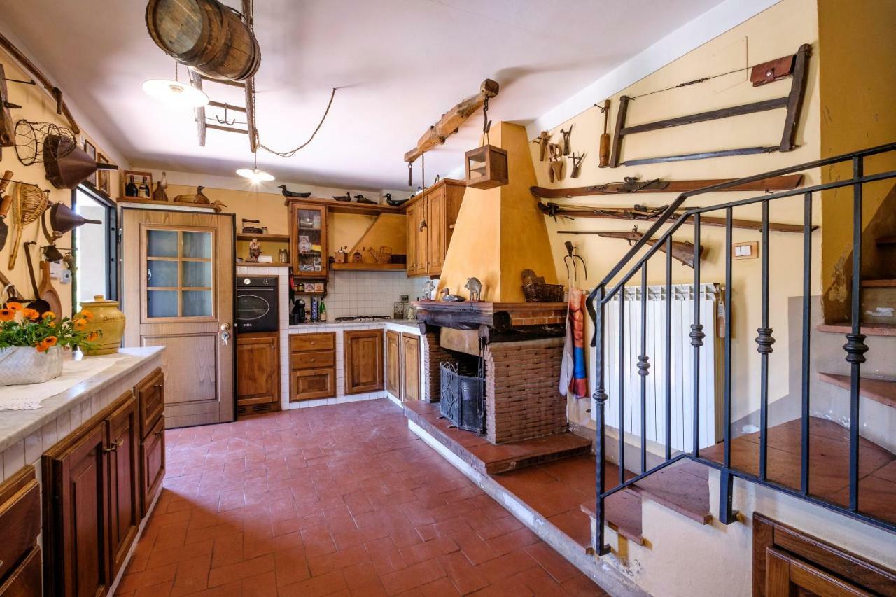 Fattoria Ceragioli Villa Camaiore Exterior photo